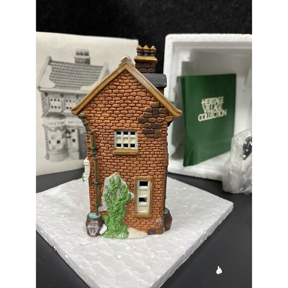 Dept  56 “GEO Weeton Watchmaker” Heritage Dickens Village Series #5926-9 W/ Box‎ - Picture 5 of 10